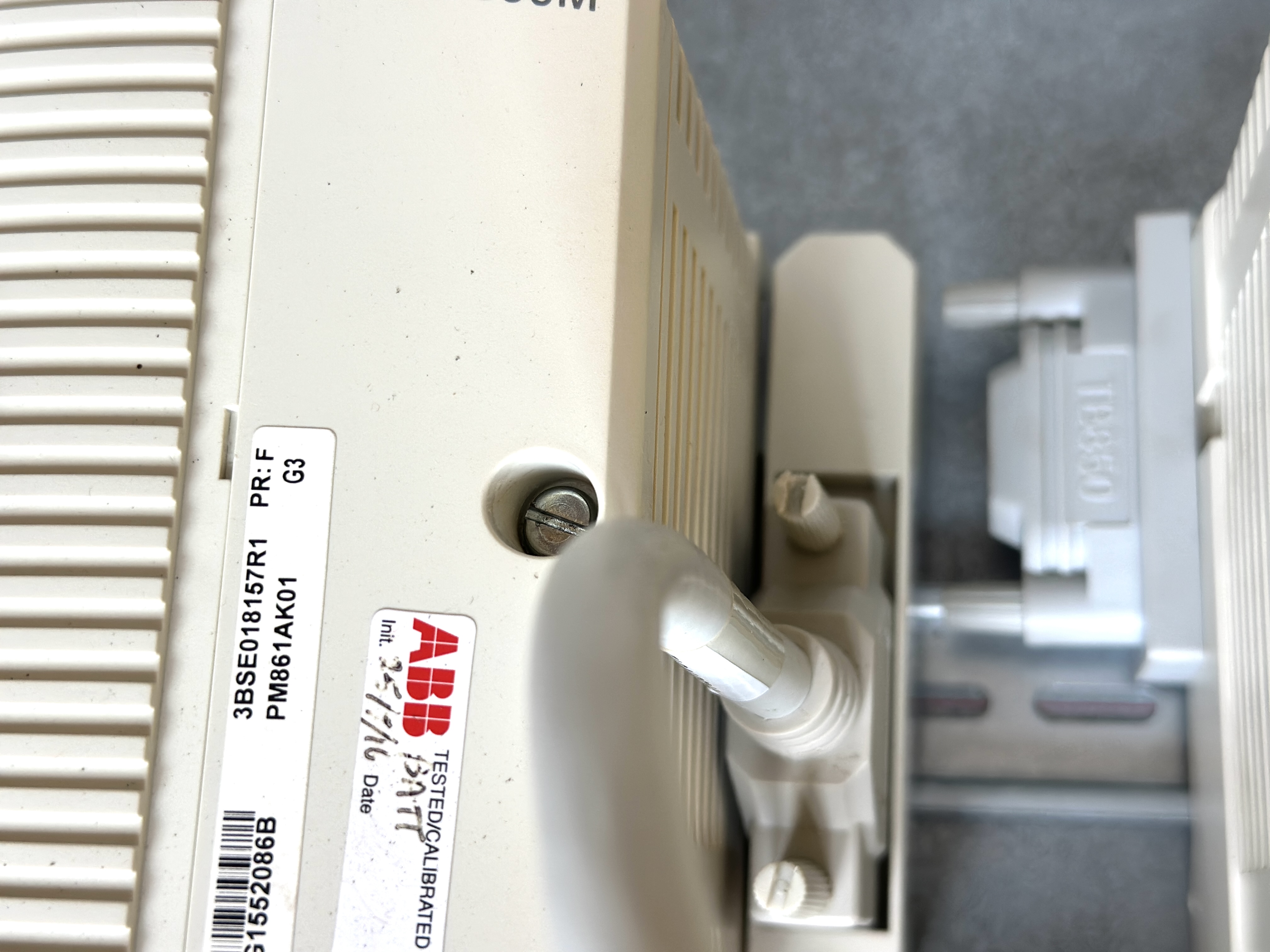 ABB ABB PM861AK01+CI858K01+CI869K01 ABB AC 800M With Base/Card/Cable (Set of 3) product photo 3
